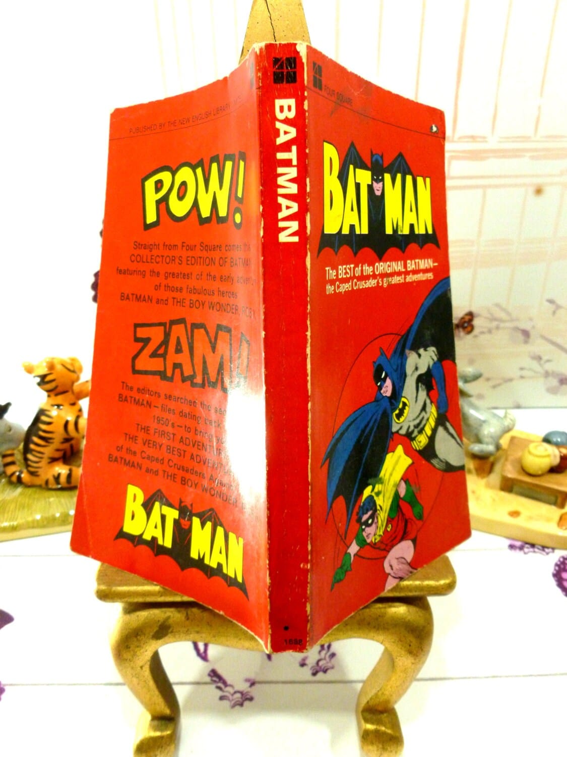 The Legend of Batman who he is and how he came to be Rare 1st Ed Paperback Bob Kane 1966 Graphic Novel