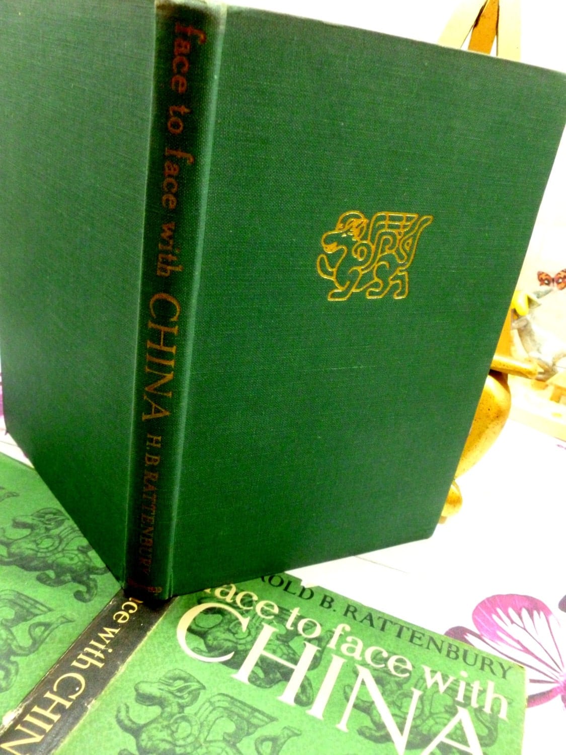 Face to Face with China Cecil Beaton Photographs Fascinating History Culture of China First Edition 1945