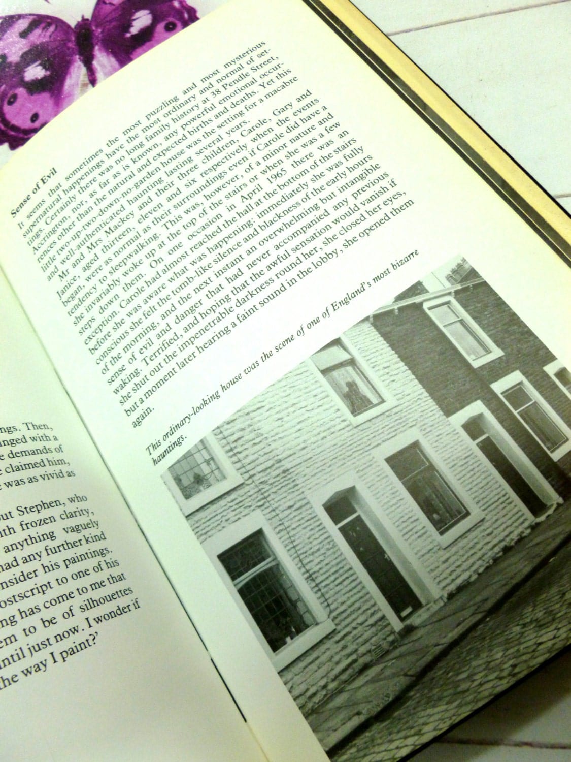 Vintage Hardback Book Ghosts over Britain True Accounts of Modern Hauntings with Dust Jacket Excellent 1977