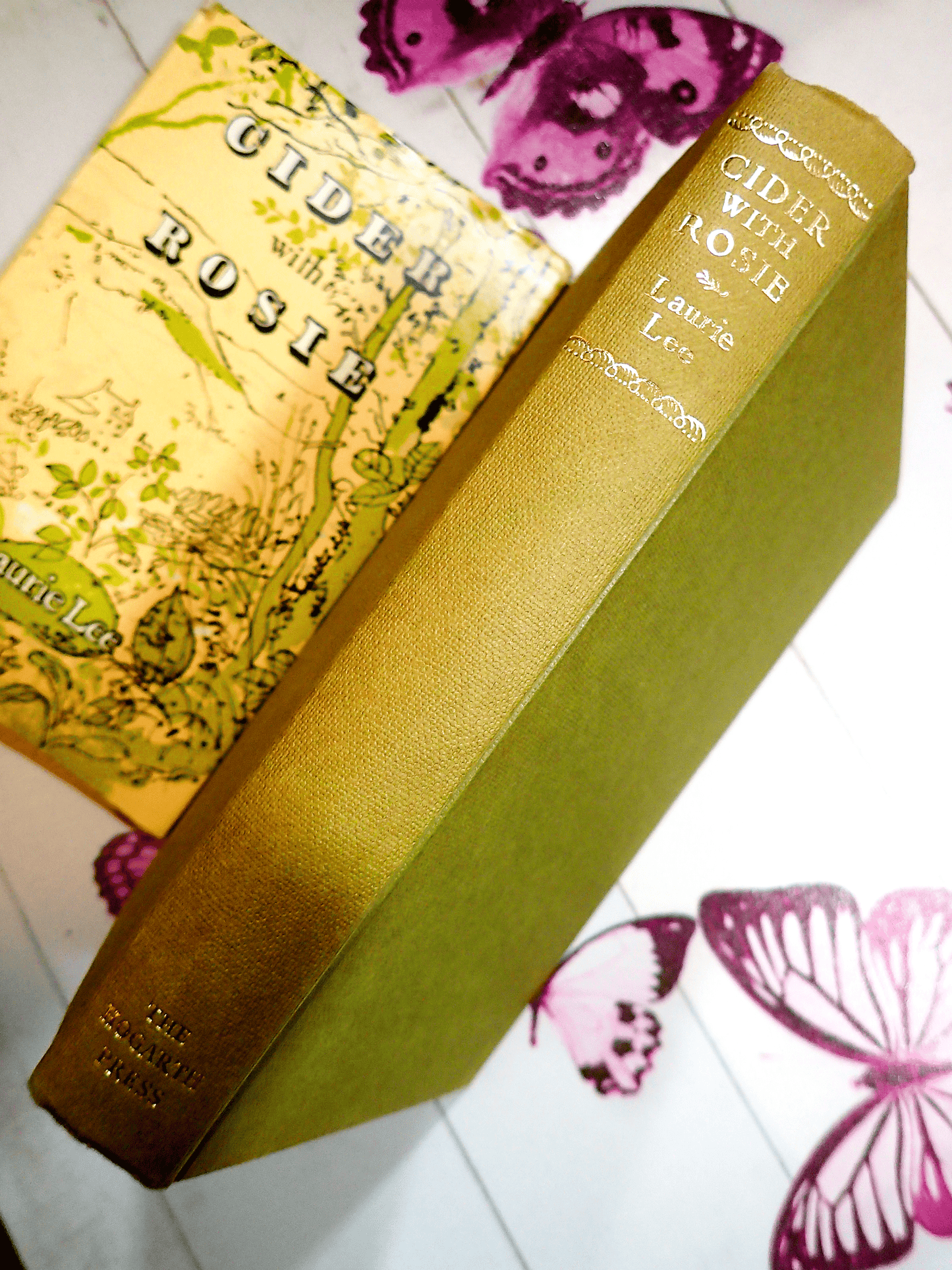 Spine with Gilt Titles and green cloth binding of Laurie Lee Vintage Hardback Book Bodley Head 1978