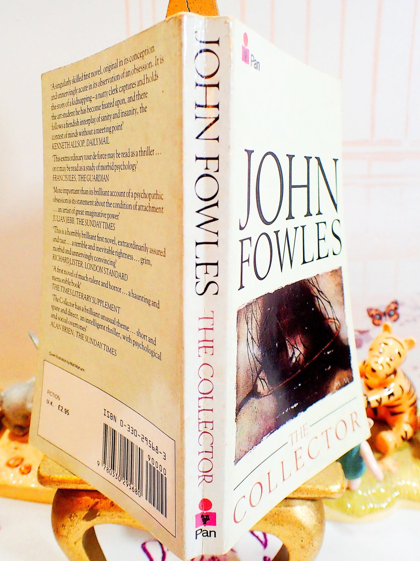 Vintage Paperback John Fowles The Collector