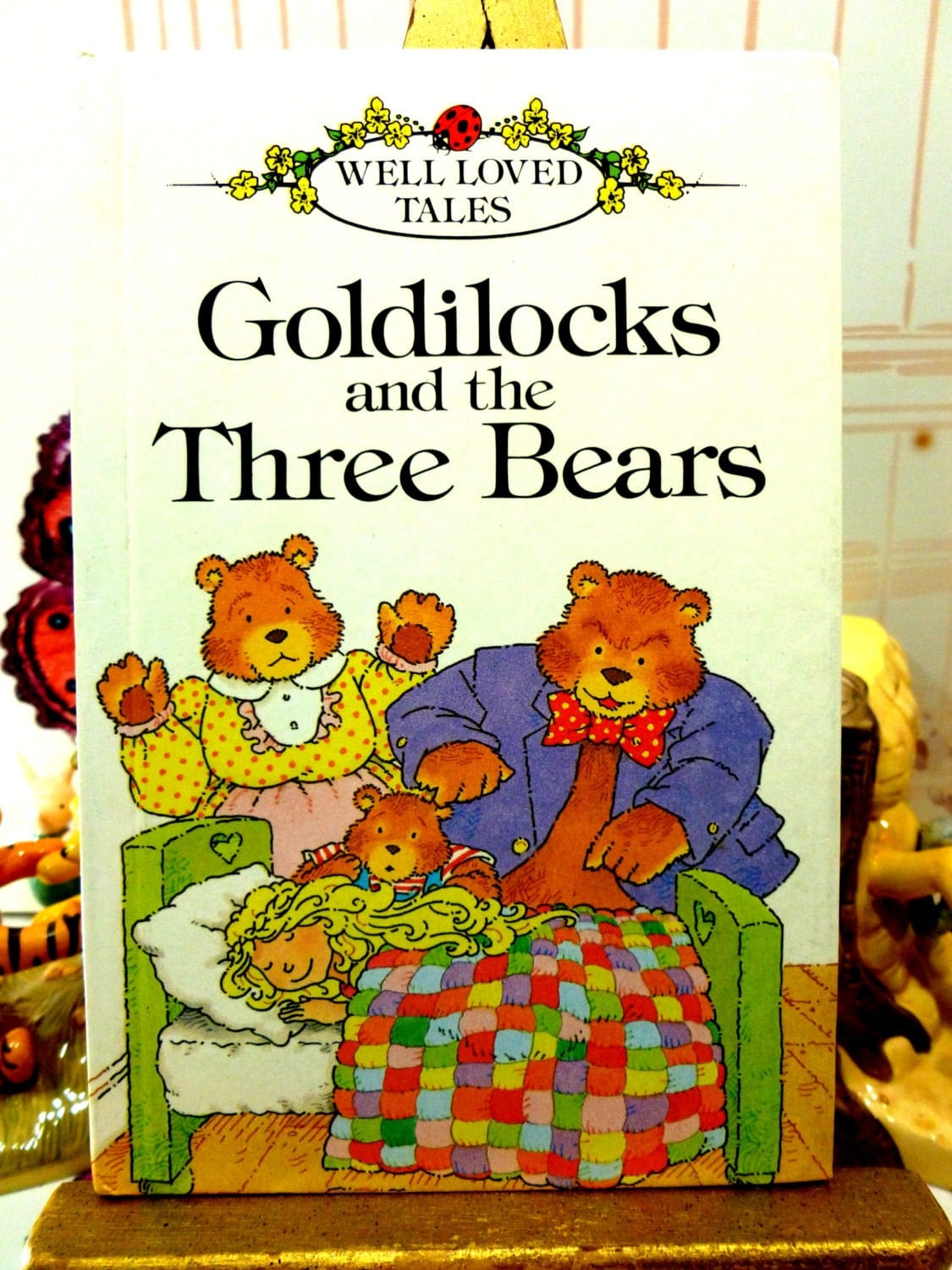 Front cover of vintage Ladybird book showing Goldilocks and the Three Bears. Well Loved Tales for children.