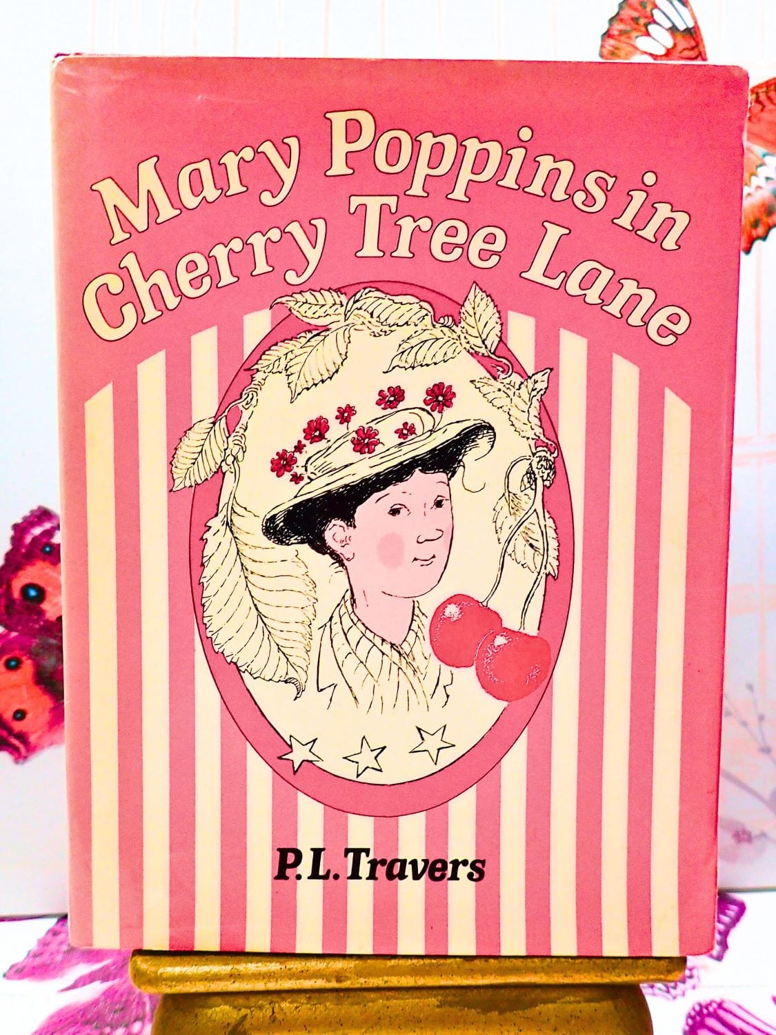First Edition of 'Mary Poppins in Cherry Tree Lane' vintage children's book.
