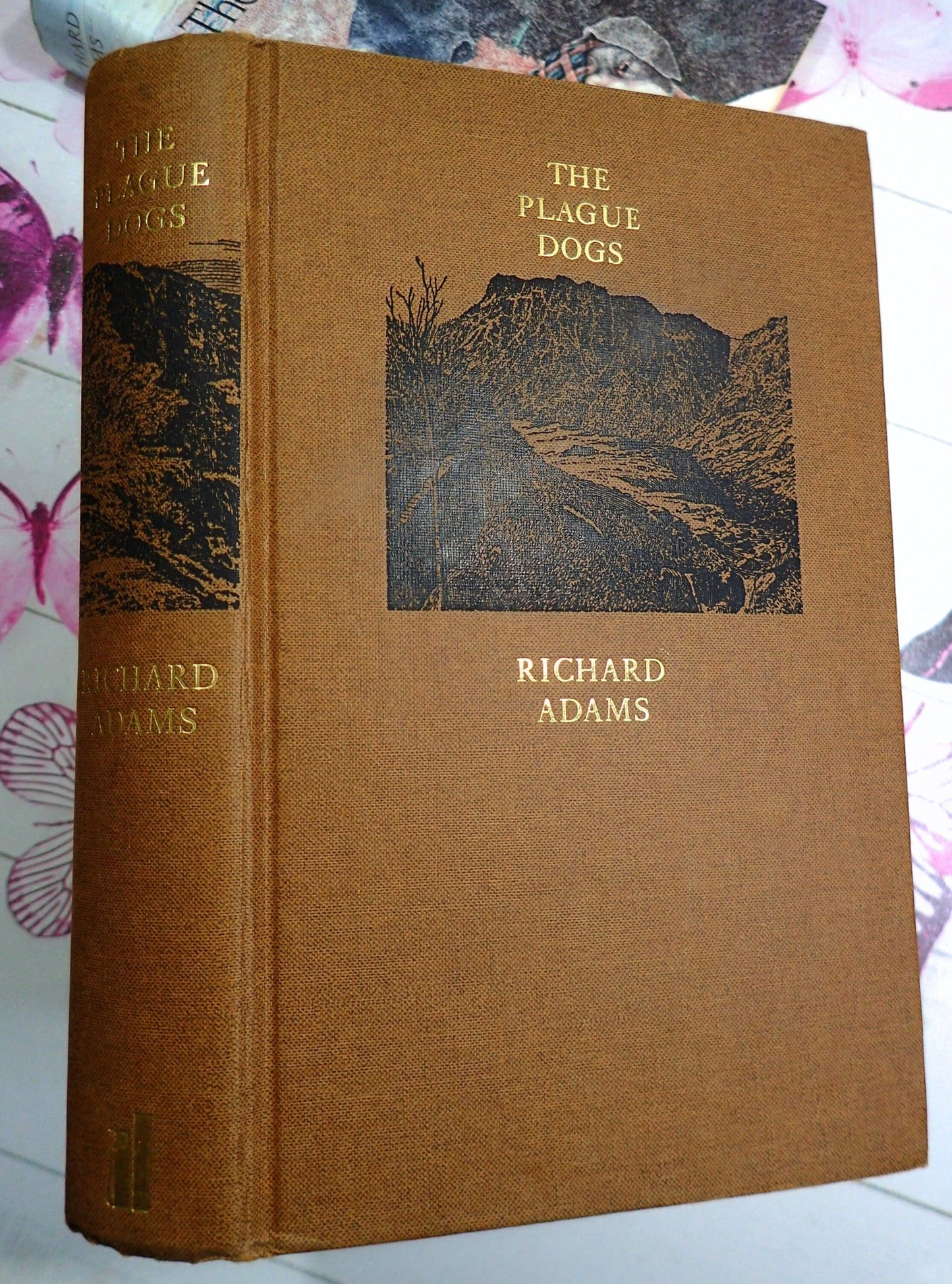 Richard Adams The Plague Dogs Brown Binding with Vignette