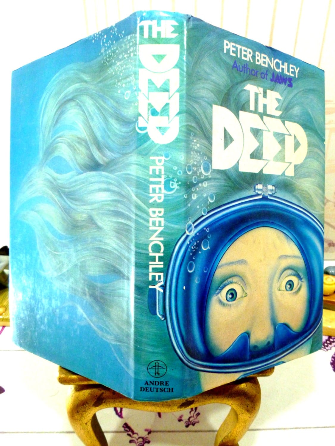 Vintage Hardback Book The Deep by Jaws Author Peter Benchley 1970s 1st Ed First Printing Hardback