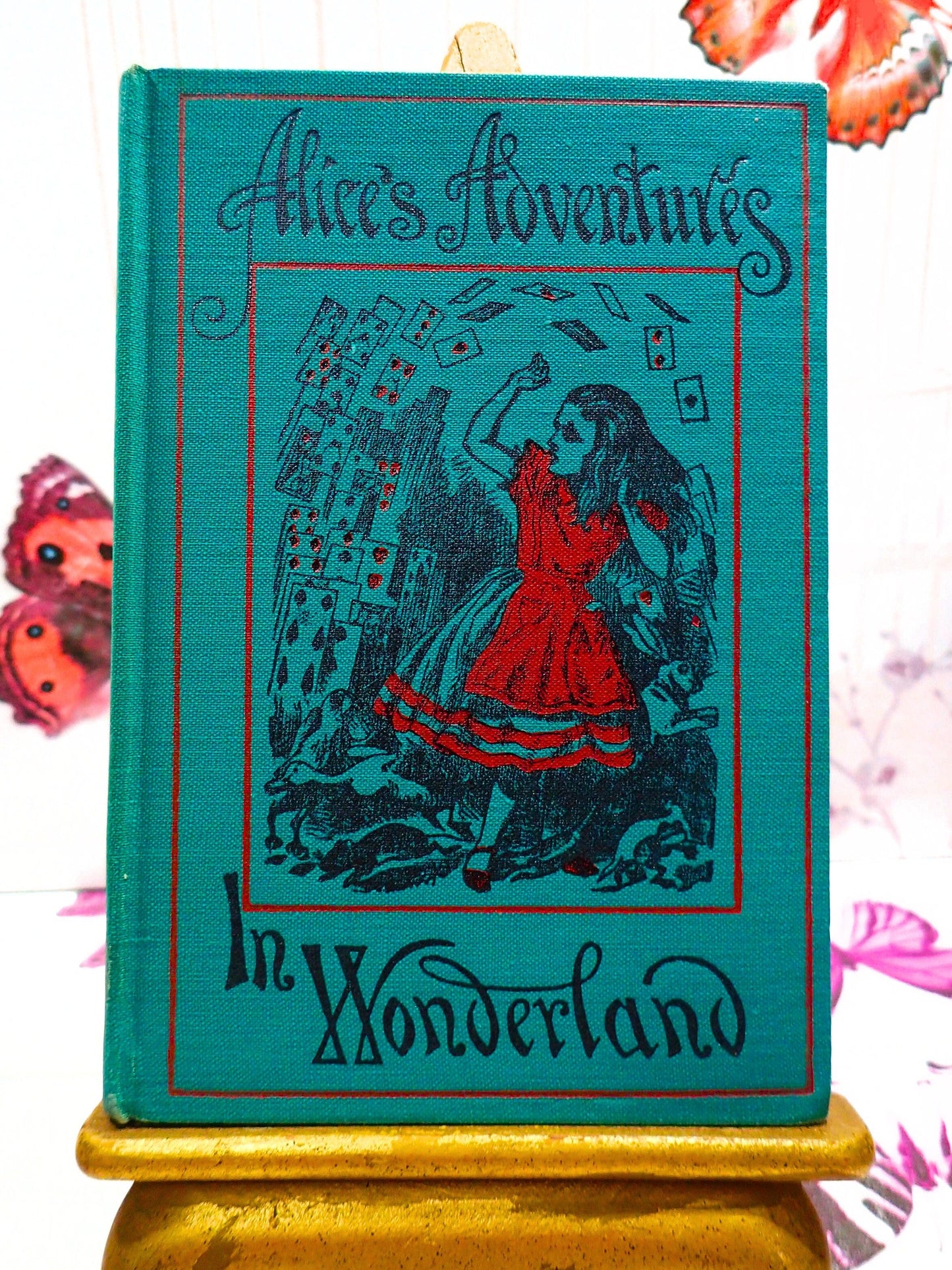 Alice's Adventures in Wonderland Lewis Carroll Vintage Children's Book Hardback Macmillan