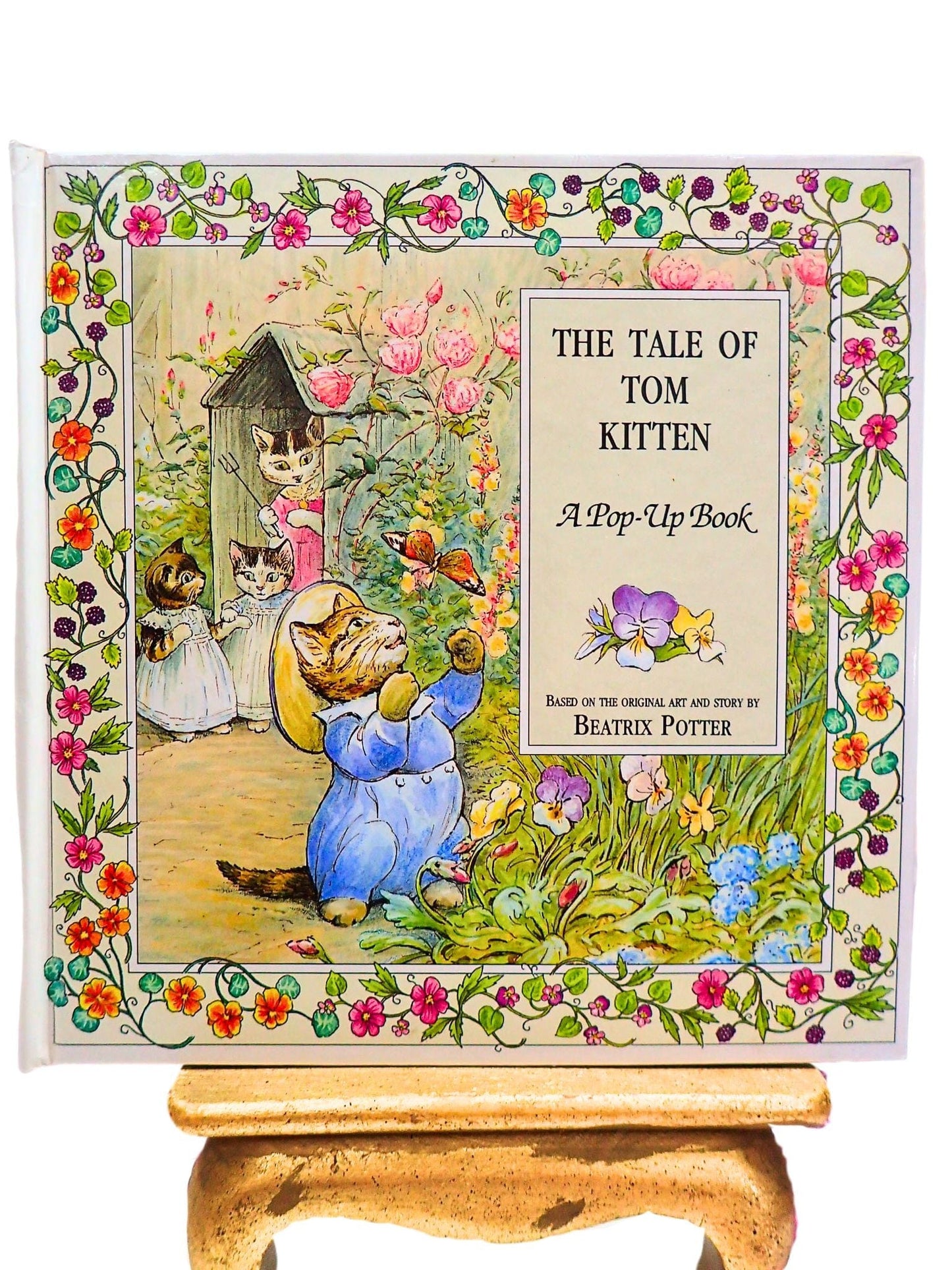 The Tale of Tom Kitten a Pop-Up Book based on the original art of Beatrix Potter