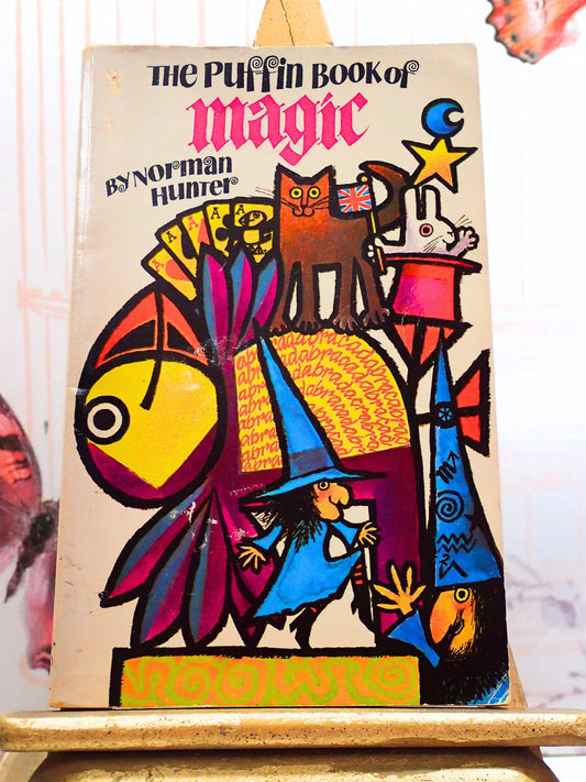 Vintage-Childrens-Puffin-Book-of-Magic