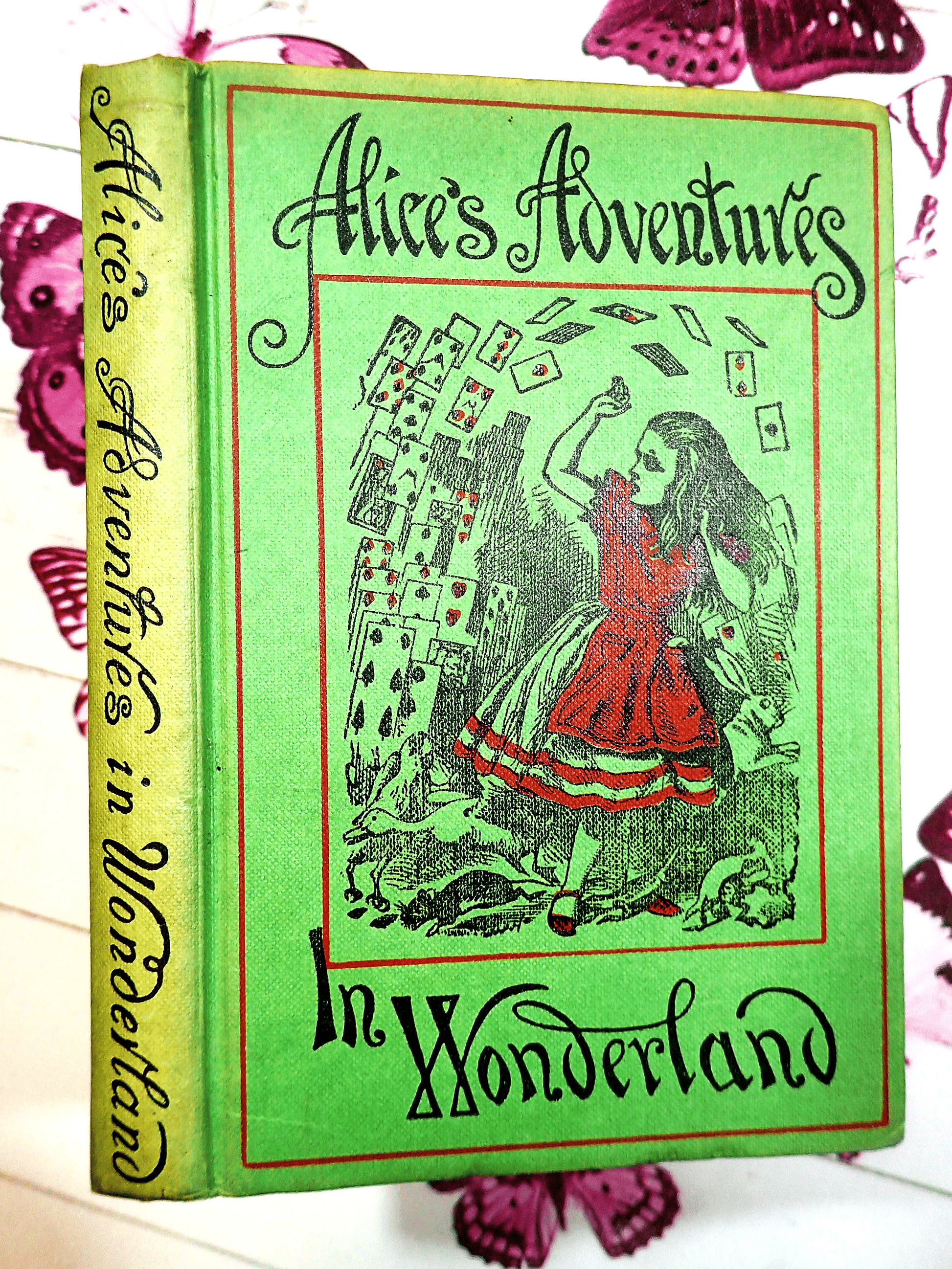 Gifts for fans of Alice in Wonderland - Pan Macmillan