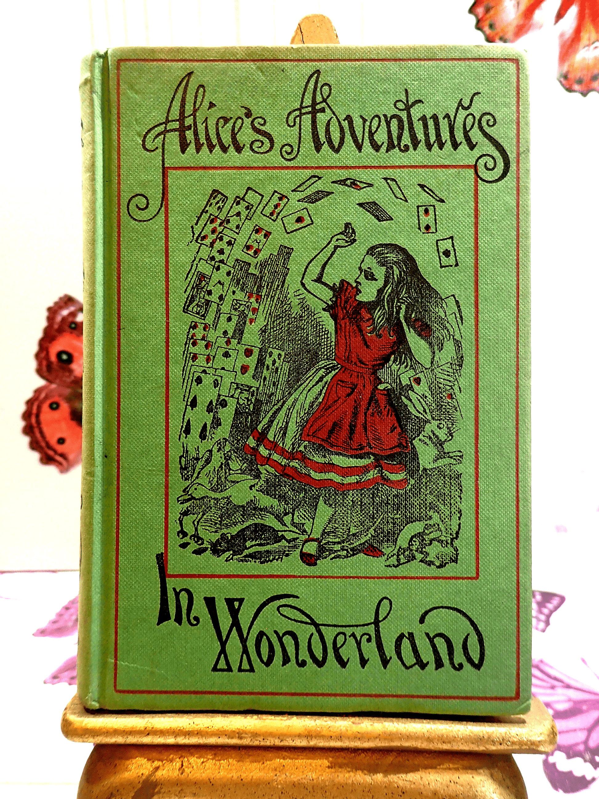 Vintage Alice in Wonderland Fairytale Storybook Wrapping Paper