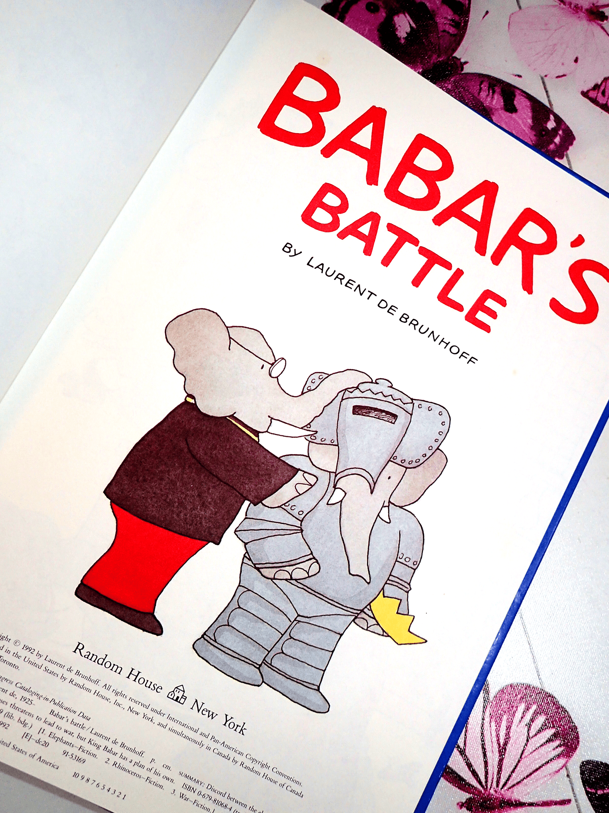 Title Page in red text Babar's Battle Laurent De Brunhoff Classic Vintage Children's book Elephants first edition thus