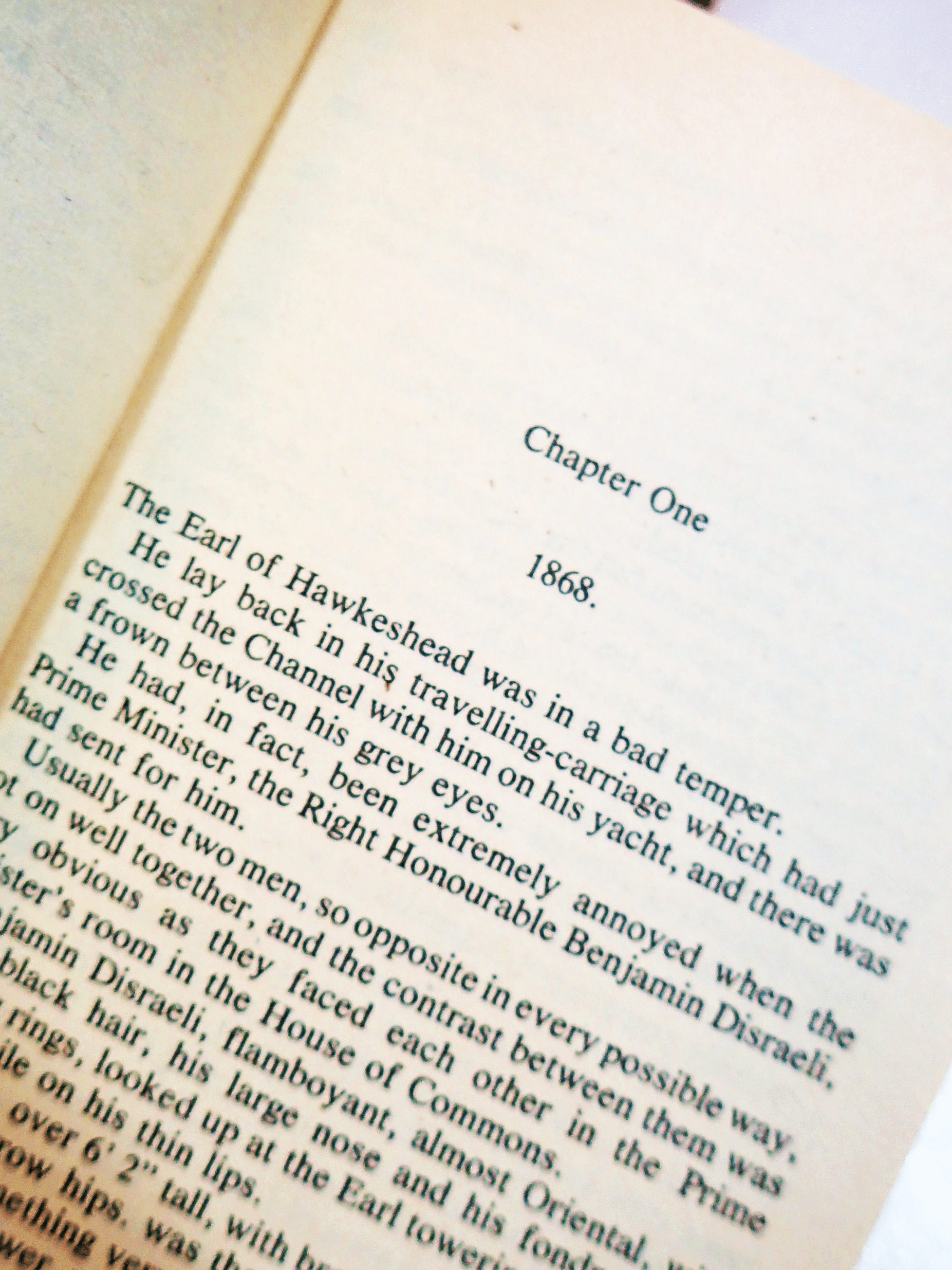 Page of Signpost to Love Barbara Cartland Corgi Paperback showing text: Chapter One 1868