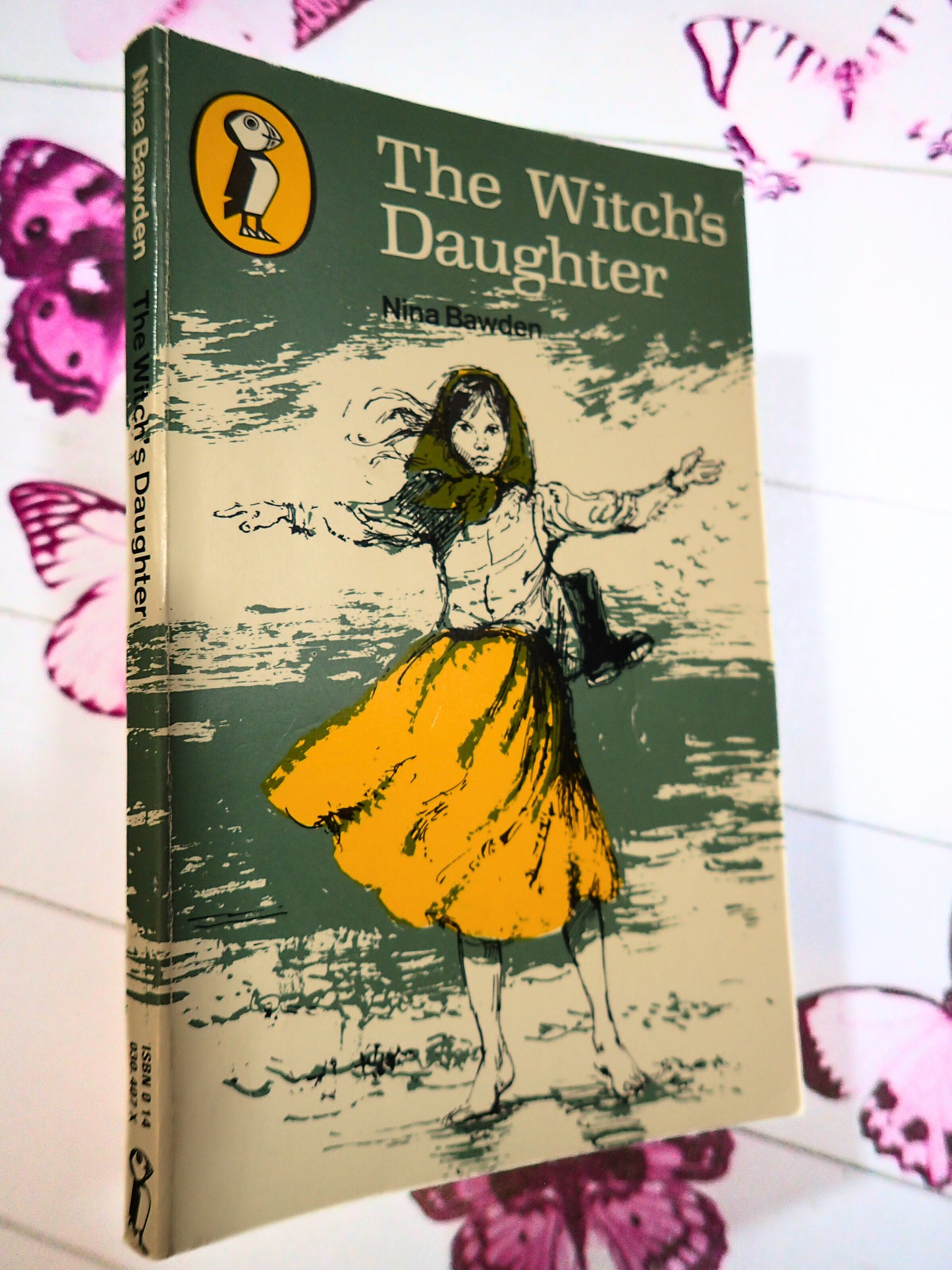 The Witch's Daughter Nina Bawden Vintage Puffin Children's Book Paperback