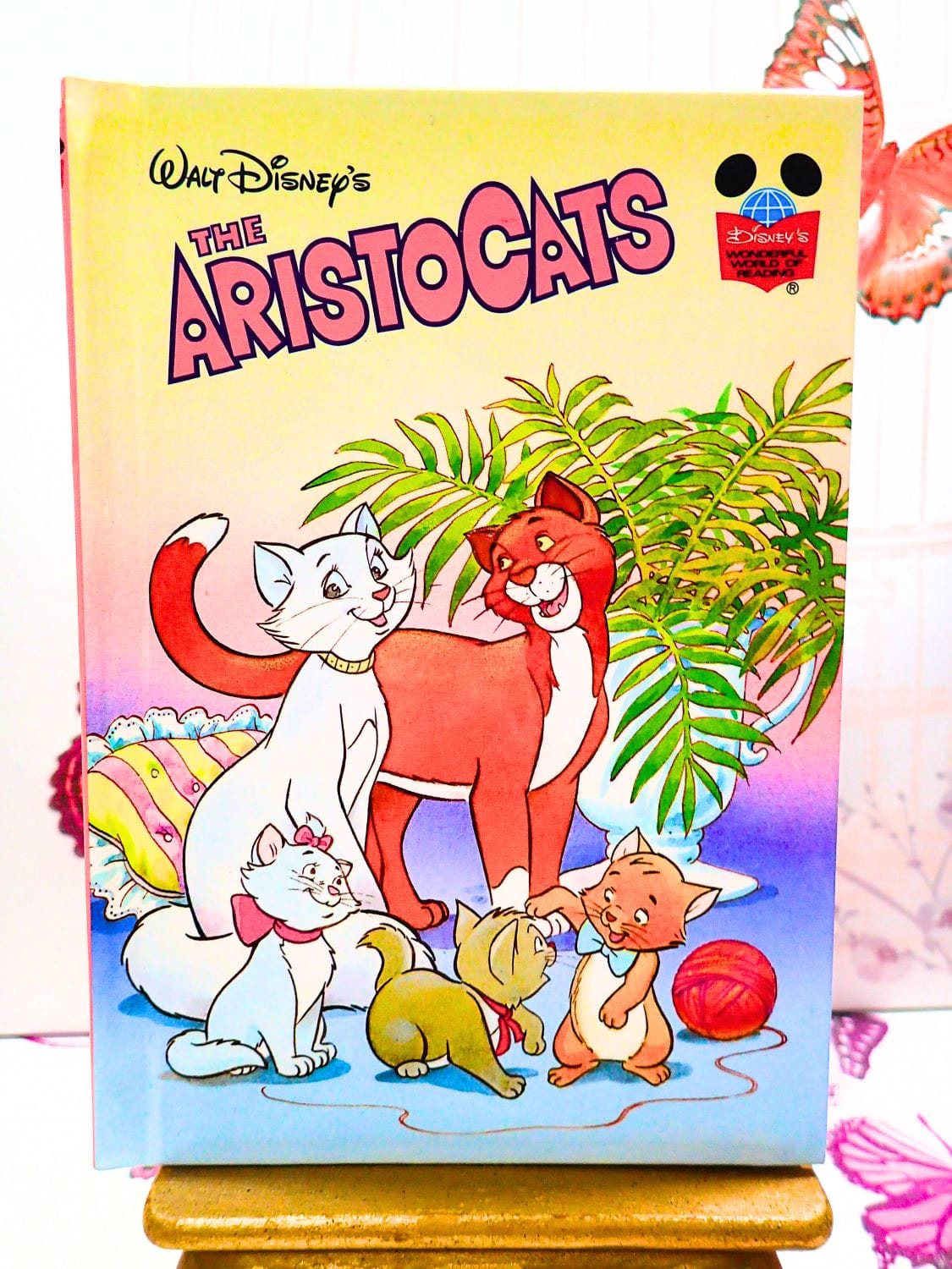 Vintage Children's Book The Aristocats Walt Disney Wonderful World of Reading.
